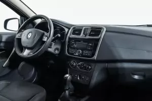 Renault  8