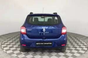 Renault  16