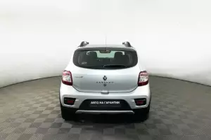 Renault  16