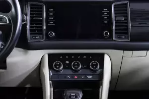Skoda  9