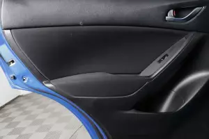 Mazda  6