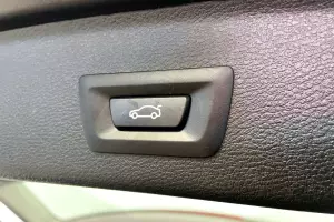 BMW  6