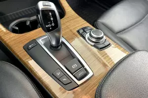 BMW  5
