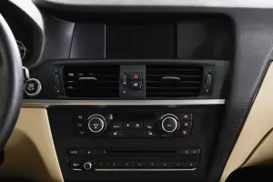 BMW  8