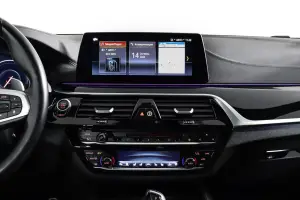 BMW  7