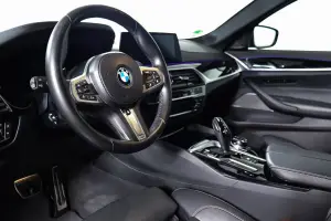 BMW  6