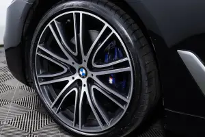 BMW  11
