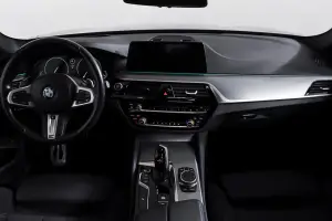 BMW  10