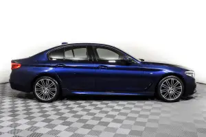 BMW  3