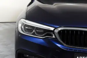 BMW  8