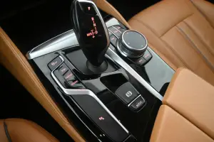 BMW  5