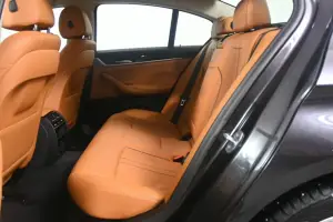 BMW  2