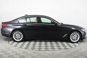 BMW  18