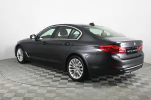 BMW  17