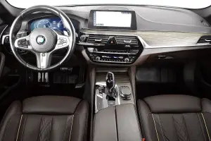 BMW  11