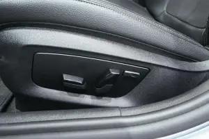BMW  12
