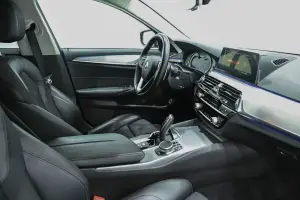 BMW  6