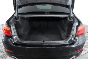 BMW  6