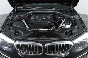 BMW  7
