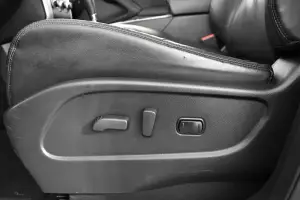 Nissan  4