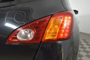 Nissan  15