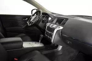 Nissan  7