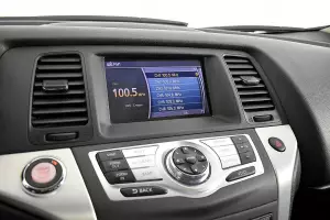Nissan  8