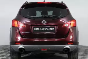 Nissan  5
