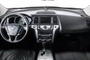 Nissan  6