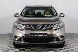 Nissan  19