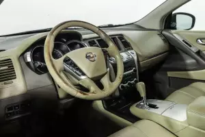 Nissan  13