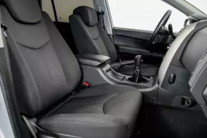 SsangYong  6