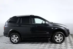 SsangYong  4