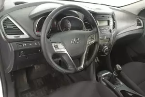 Hyundai  9