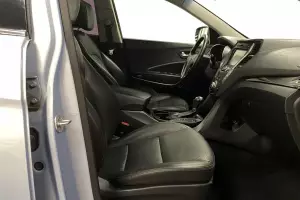 Hyundai  4