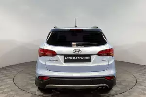 Hyundai  16