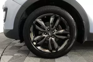 Hyundai  15