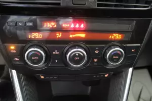 Mazda  12