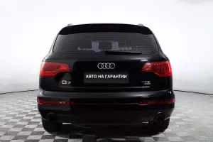 Audi  5
