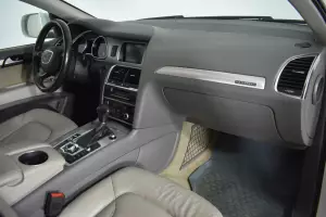 Audi  9