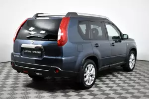 Nissan  4