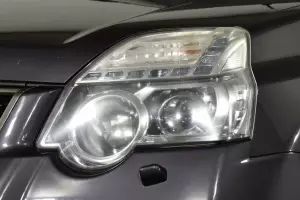Nissan  7