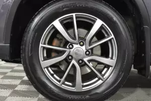 Nissan  8