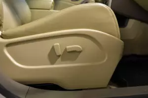 Nissan  14
