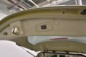 Nissan  6