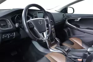 Volvo  13