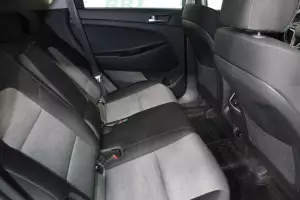 Hyundai  12