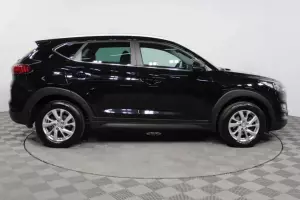 Hyundai  3