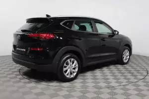 Hyundai  4