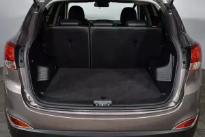 Hyundai  6